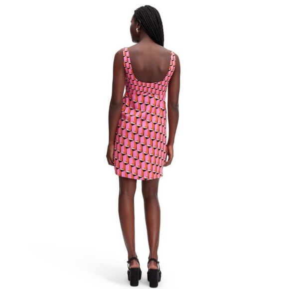 90's Shift Pink Modern Geo Mini
Dress - DVF for Target - Picture 3 of 3